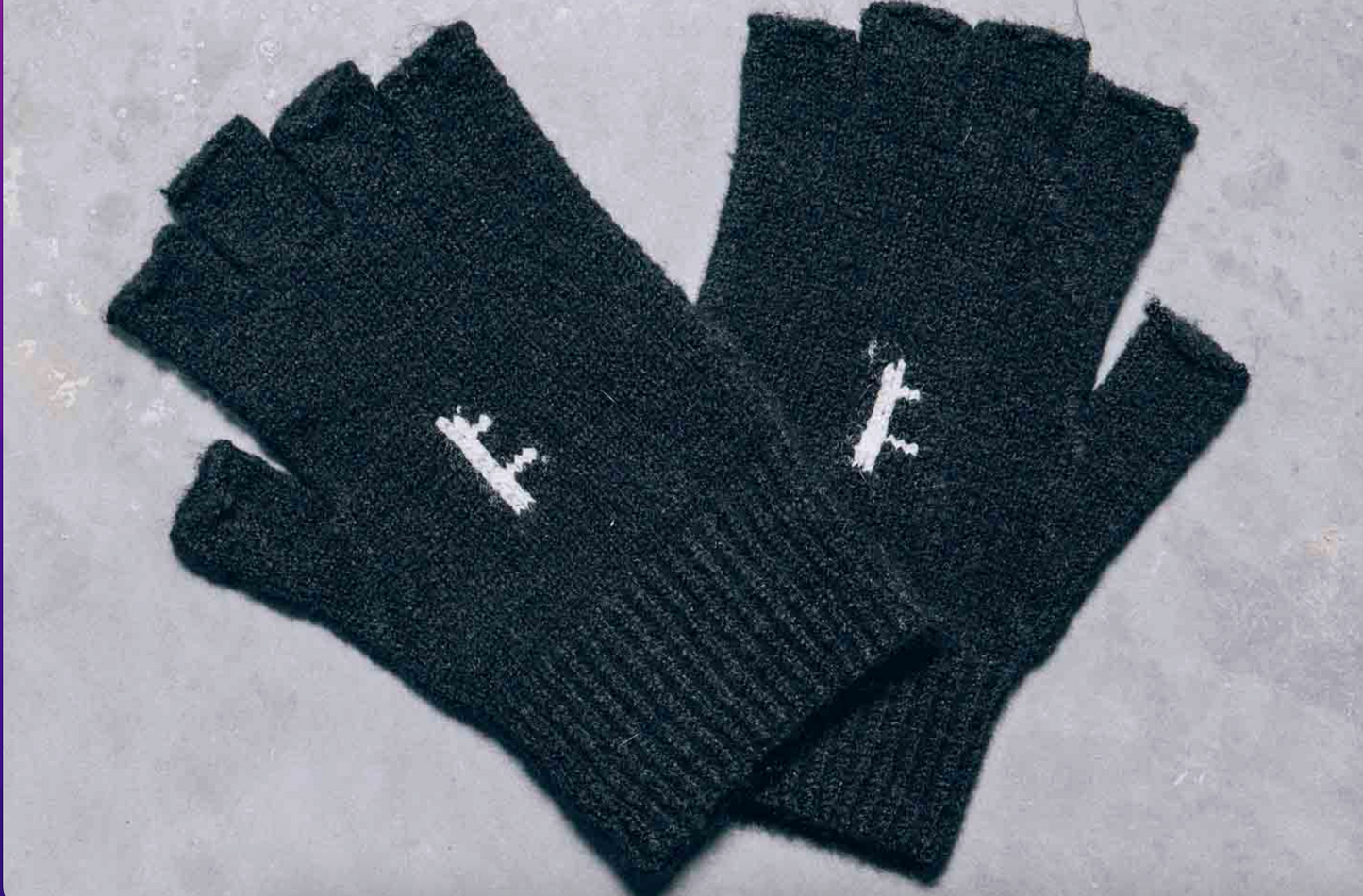 FINGERLESS FRANCHISE GLOVE // BLACK