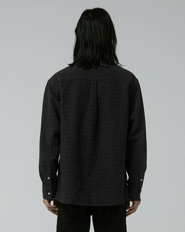 CRUX FLANNEL LS SHIRT // BLACK