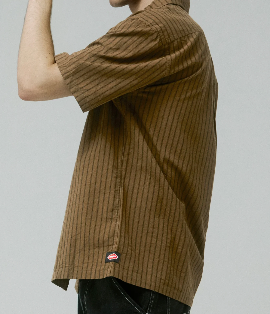 REYNOLDS STRIPE SS SHIRT // BARK *LAST SIZE*